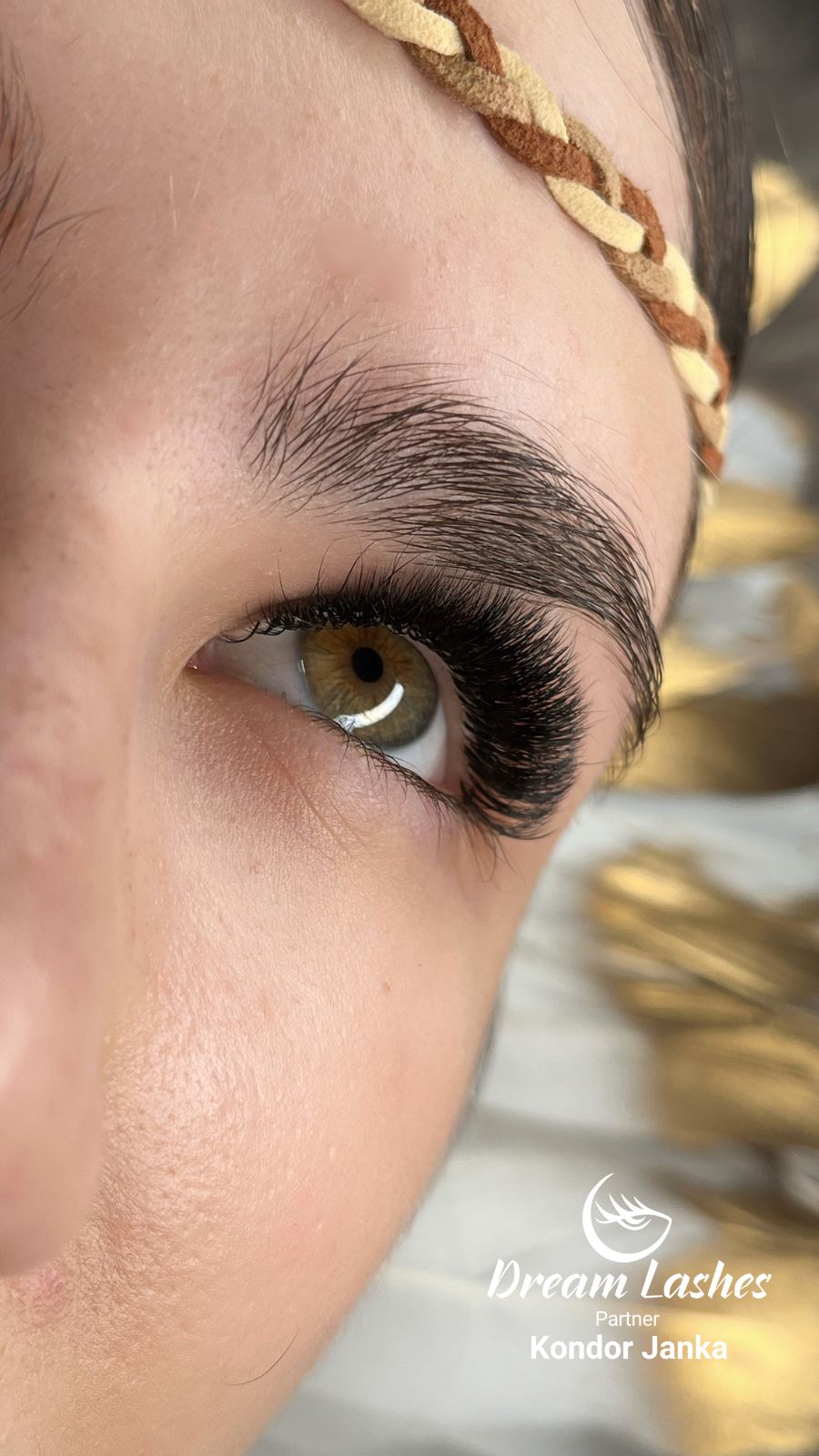 Kondor Janka Szempilla Stylist Referenciamunka Dreamlashes