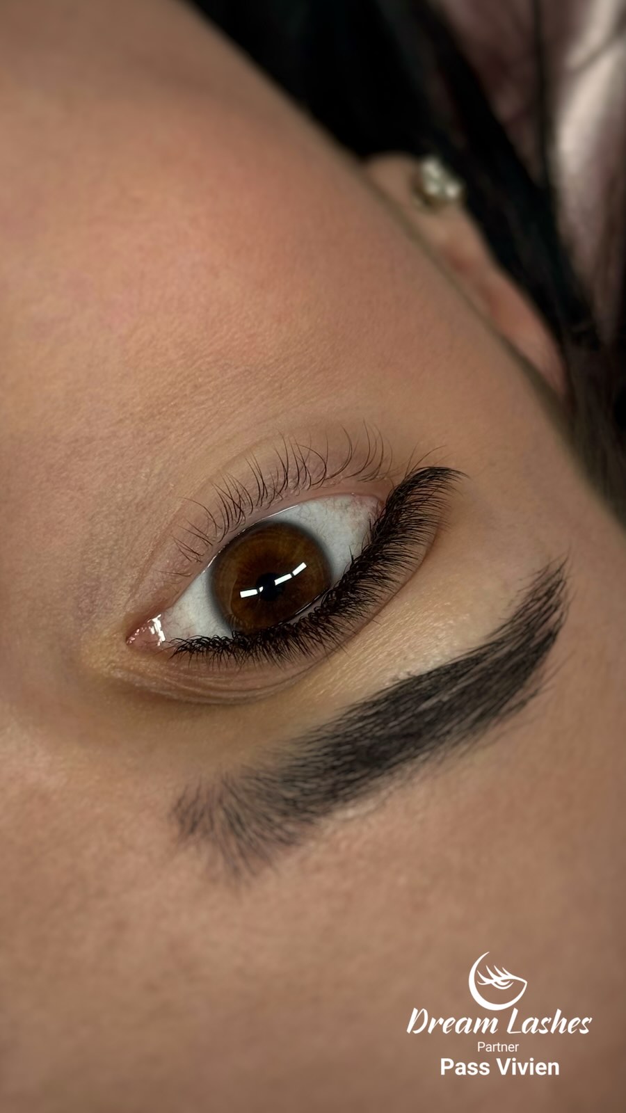 Pass Vivien Szempilla stylist -3